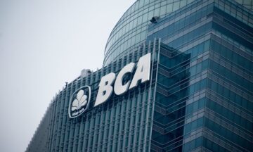 Pada bulan Juni 2024, BCA mengumumkan kenaikan suku bunga deposito, yang memiliki dampak bagi nasabah dan pasar keuangan secara keseluruhan.